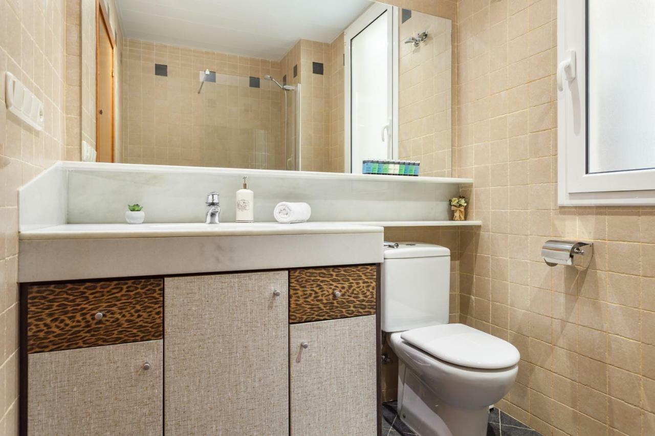 Art House Sagrada Familia Apartment Барселона Екстериор снимка